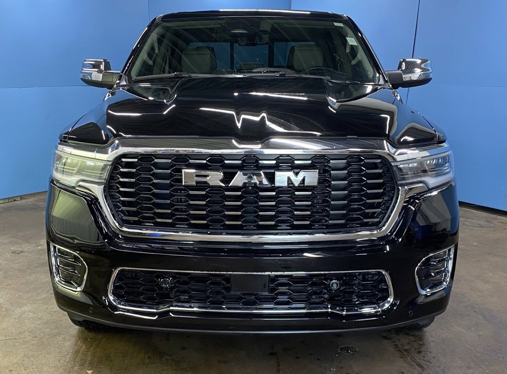 2025 Ram 1500 photo 3