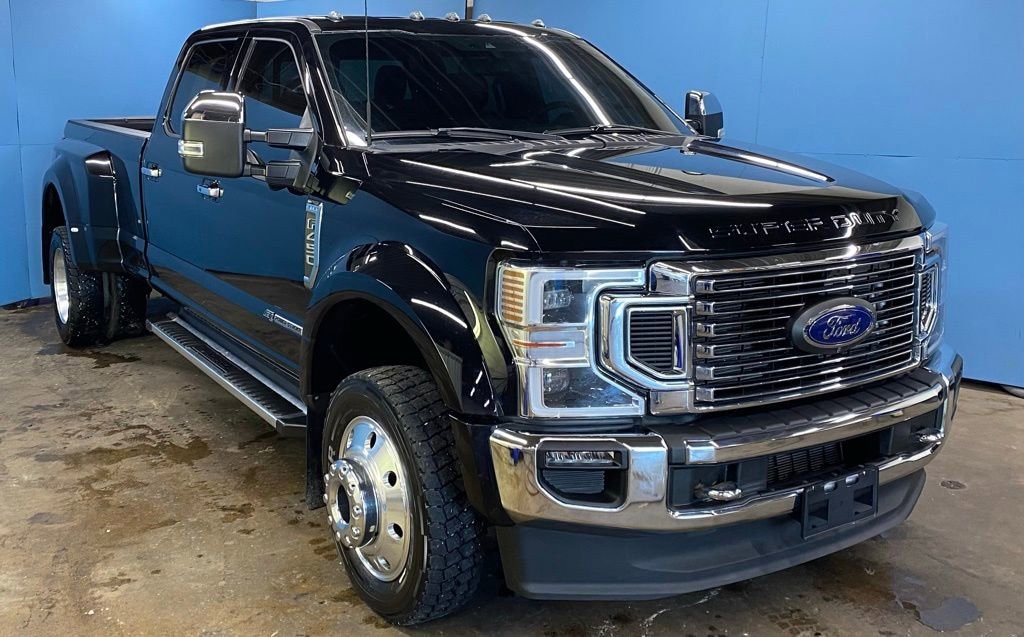 Used 2022 Ford F-450 Lariat Truck Crew Cab