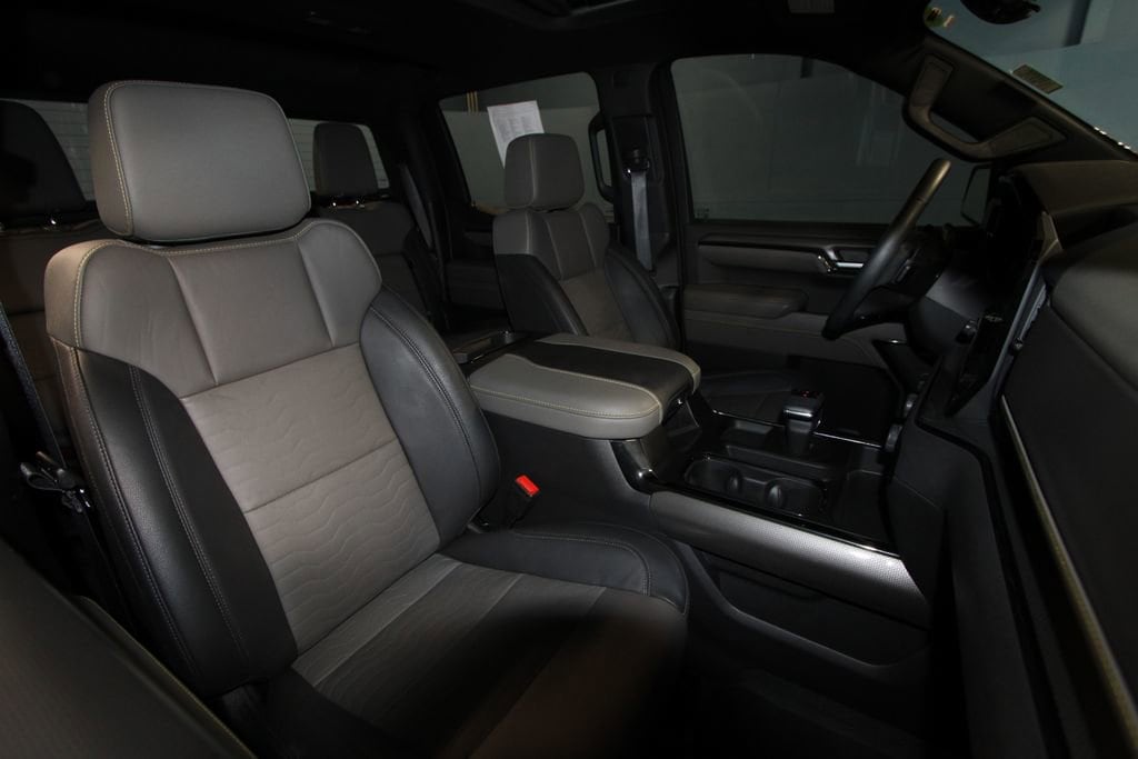2023 Chevrolet Silverado 1500 ZR2 - Photo 26