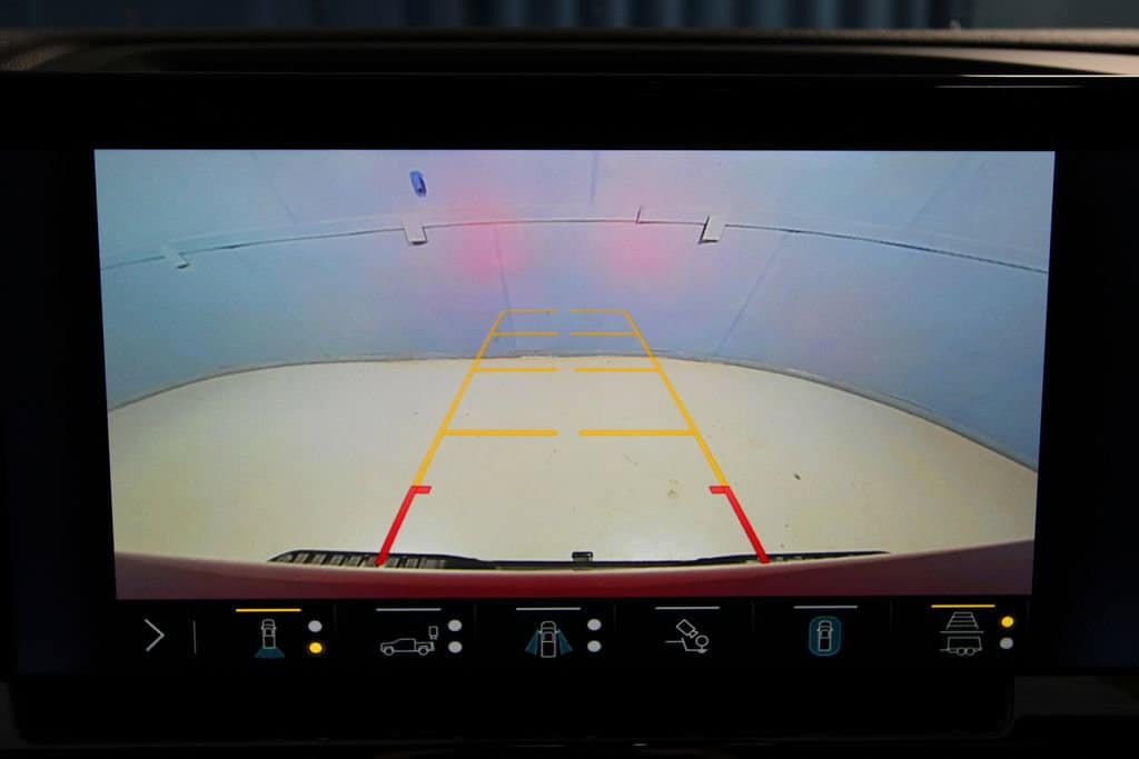 2023 Chevrolet Silverado 1500 ZR2 - Photo 17