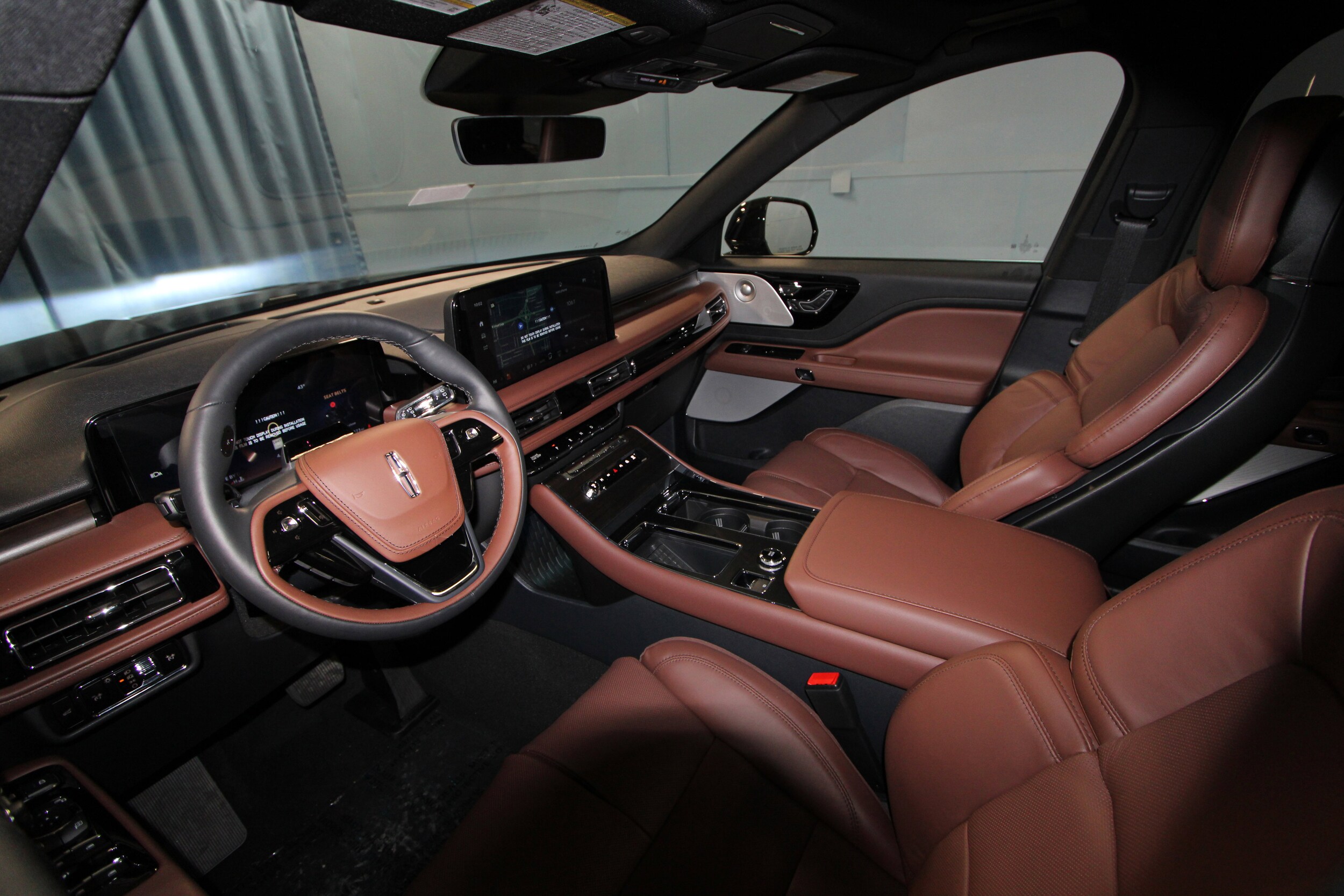 2026 Lincoln Aviator Reserve photo 3