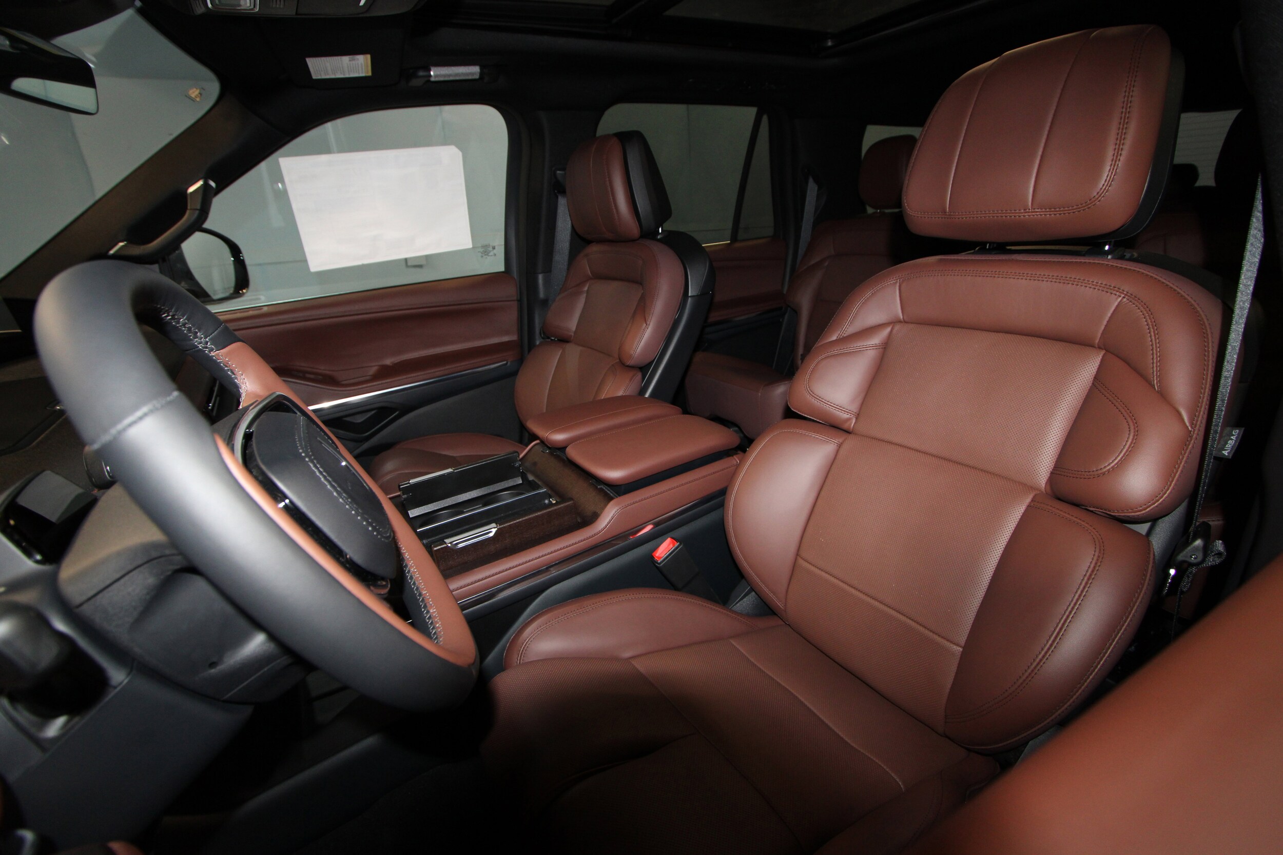2025 Lincoln Navigator L Reserve photo 4