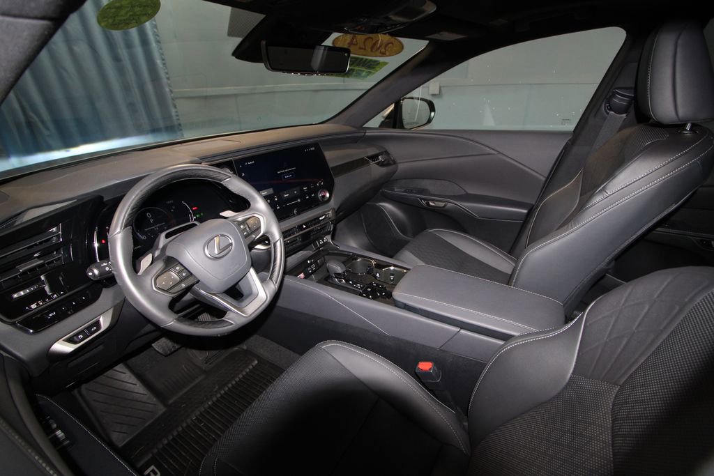 2024 Lexus RX 350 Premium photo 2