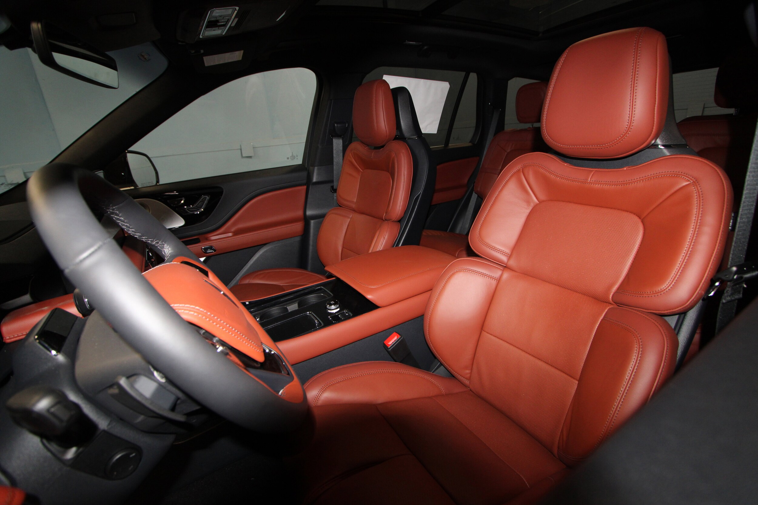 2025 Lincoln Aviator Reserve photo 4