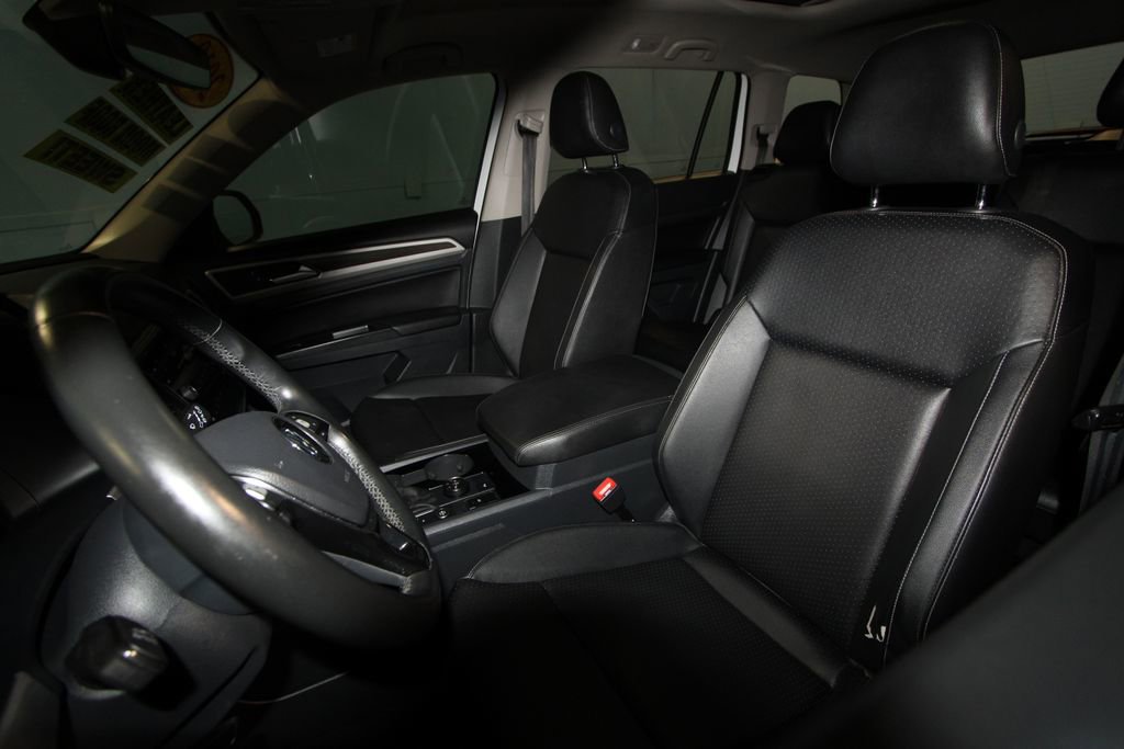 2019 Volkswagen Atlas SE Premium photo 3