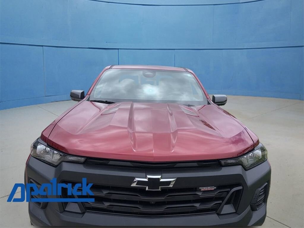 Used 2025 Chevrolet Colorado Trail Boss Truck Crew Cab