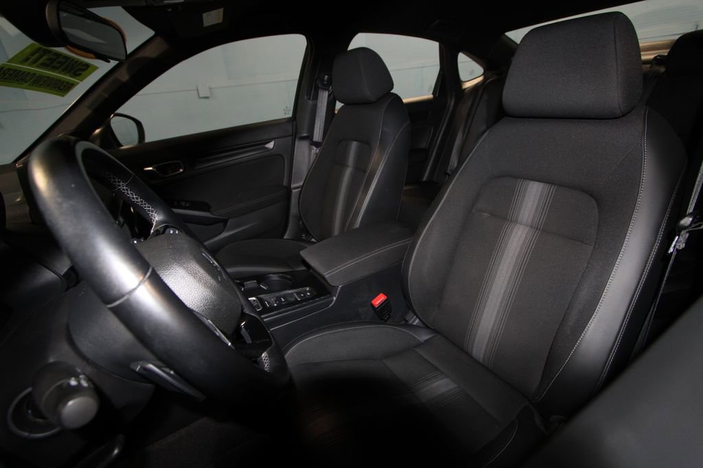 2023 Honda Civic Sport photo 3