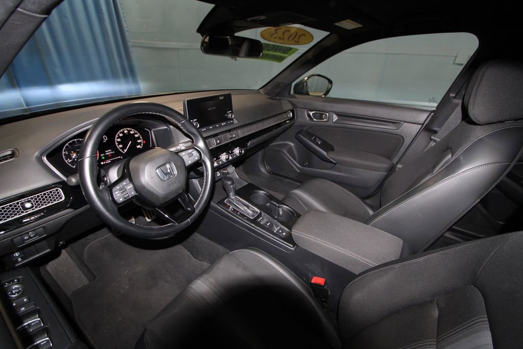 2023 Honda Civic Sport photo 2