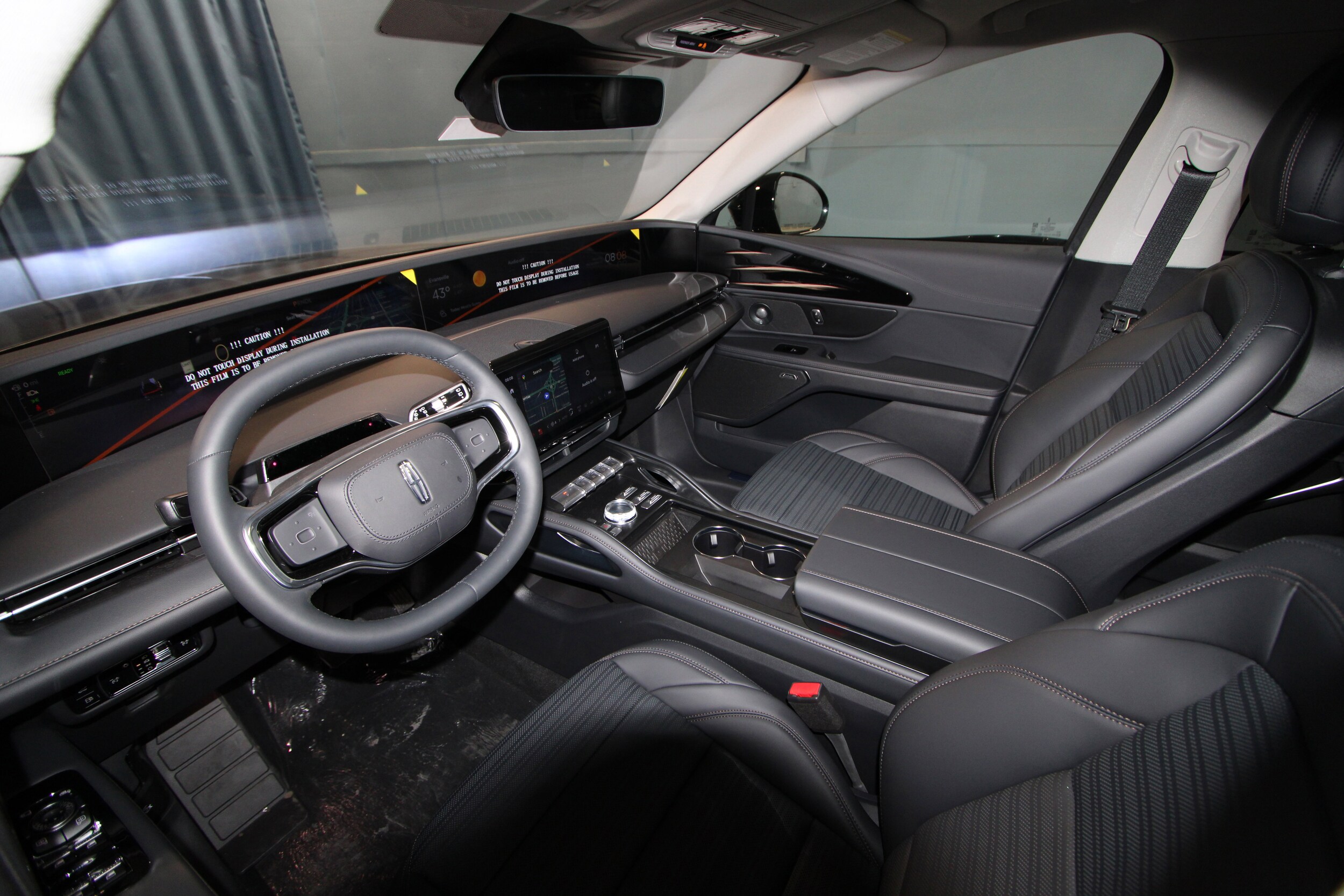 2026 Lincoln Nautilus Reserve photo 3