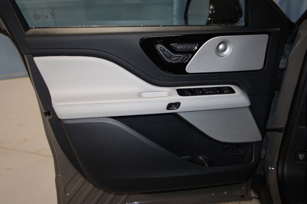 New 2025 Lincoln Aviator Reserve SUV