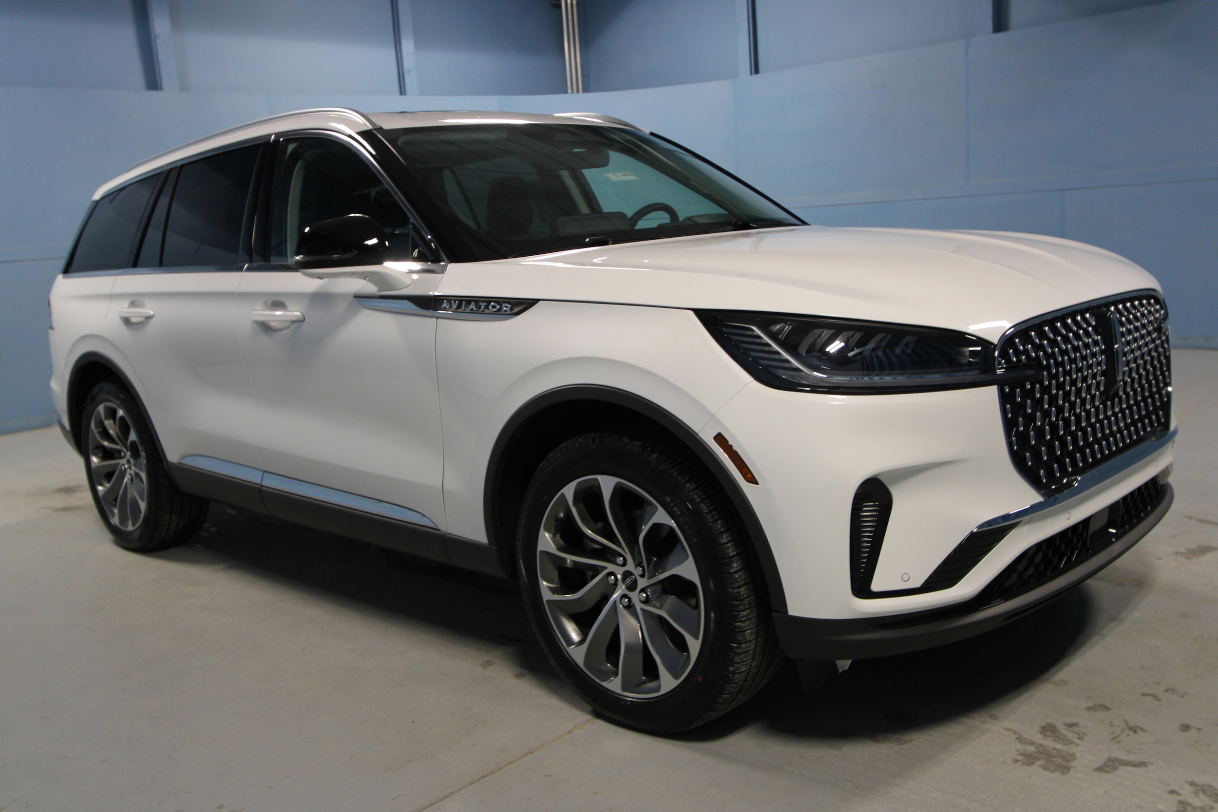 2026 Lincoln Aviator Premiere's photo