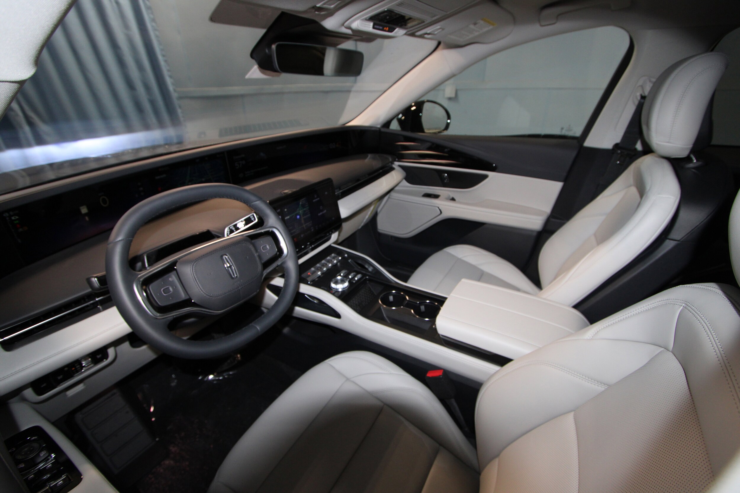 2026 Lincoln Nautilus Premiere photo 3