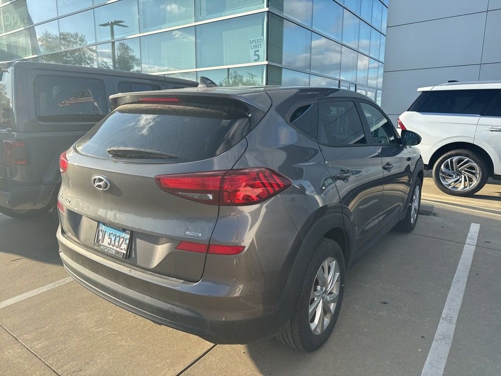 2020 Hyundai Tucson SE Sport photo 2
