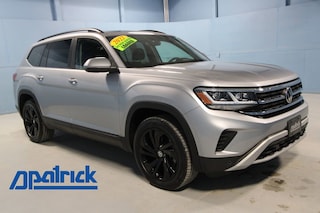 2022 Volkswagen Atlas 3.6L V6 SE w/Technology 4D Sport Utility 1V2KR2CA3NC539439