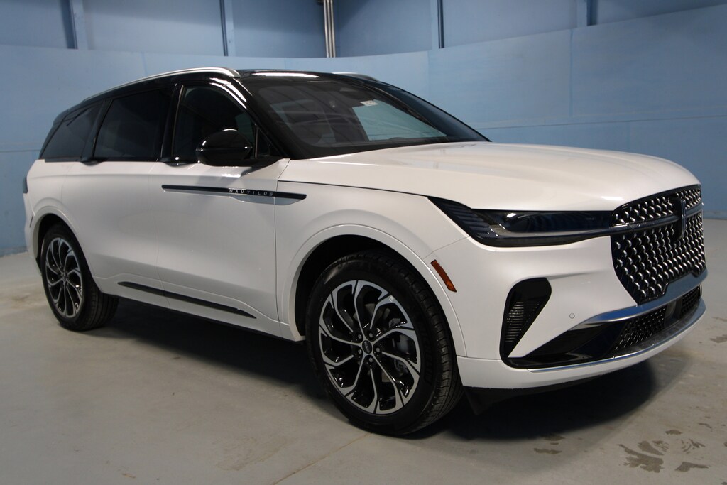 New 2026 Lincoln Nautilus Reserve SUV