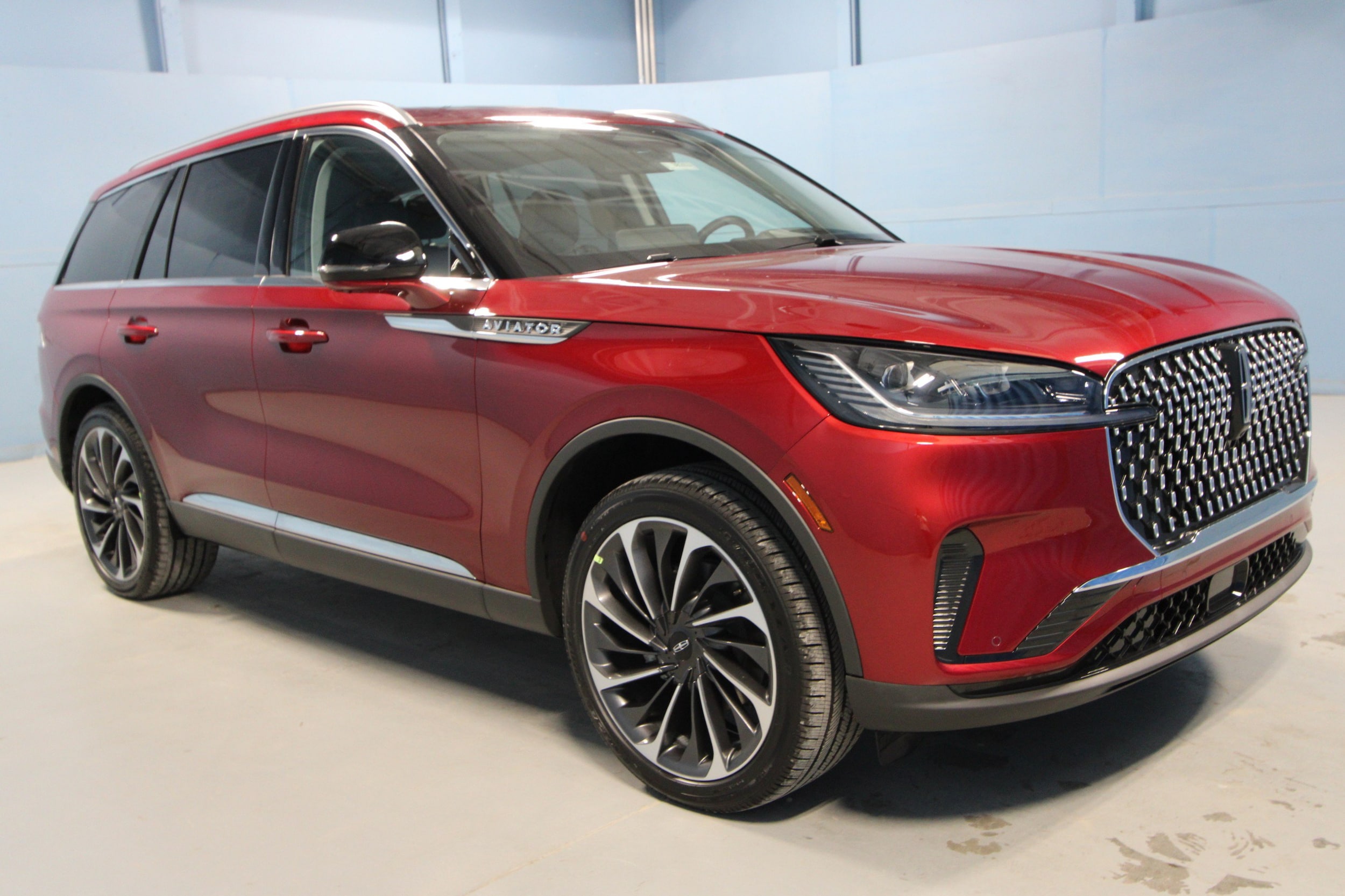 2027 Lincoln Aviator