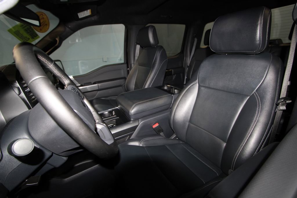 2023 Ford F-150 XLT photo 3