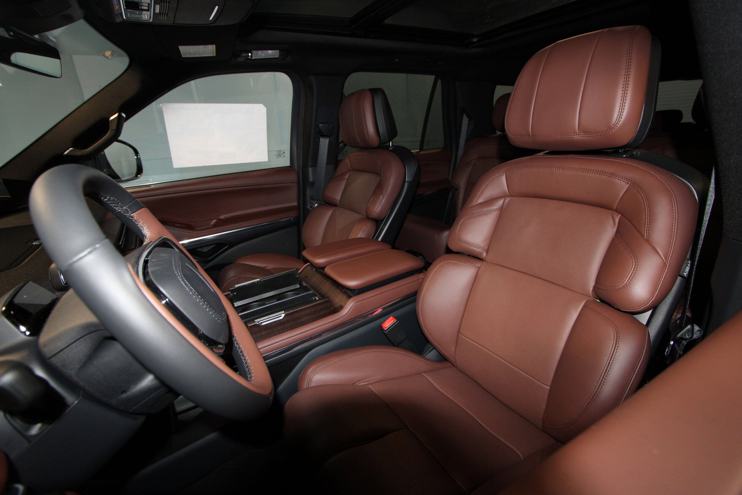 2025 Lincoln Navigator L Reserve photo 4