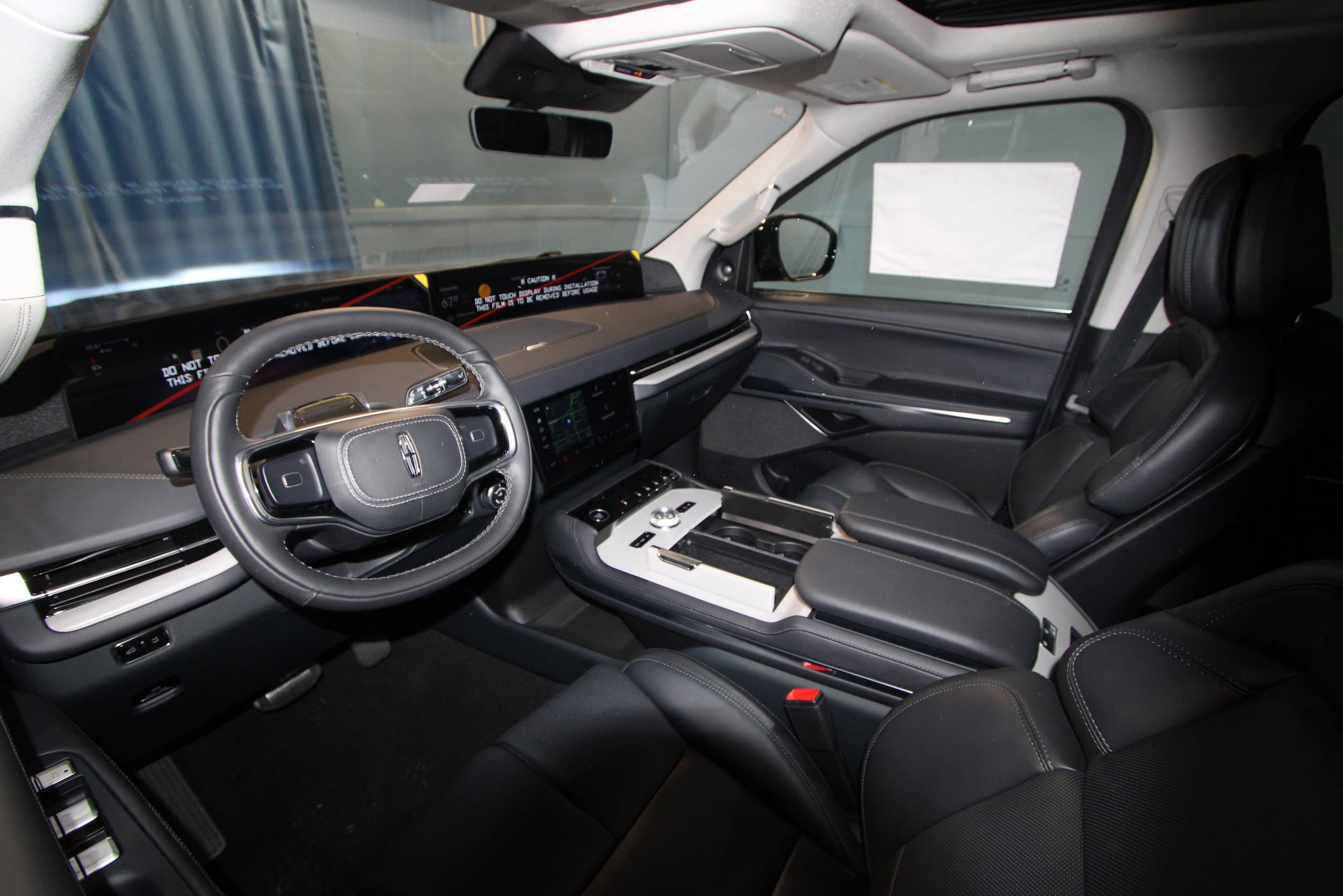 2025 Lincoln Navigator Reserve photo 3