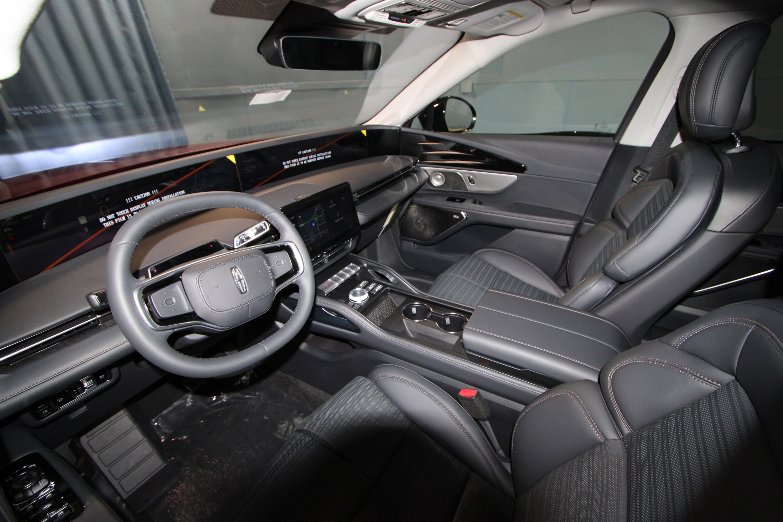 2026 Lincoln Nautilus Reserve photo 3