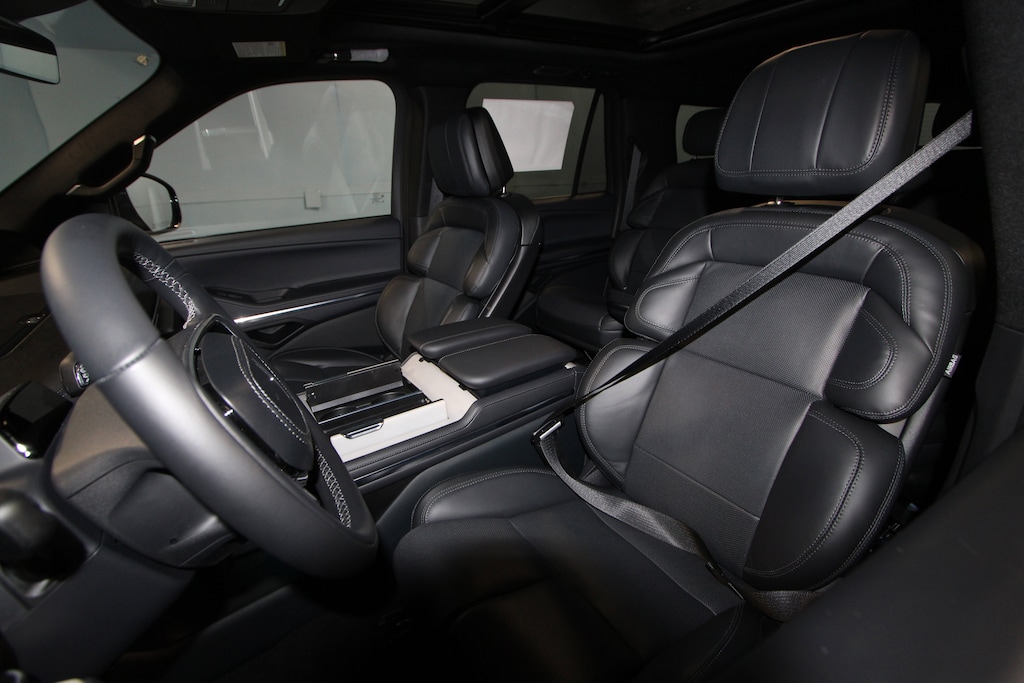 New 2026 Lincoln Navigator L Reserve SUV