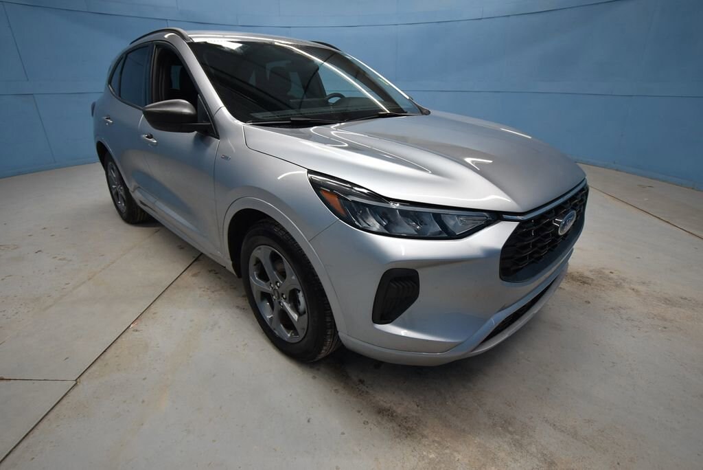 Used 2024 Ford Escape ST-Line 4D Sport Utility