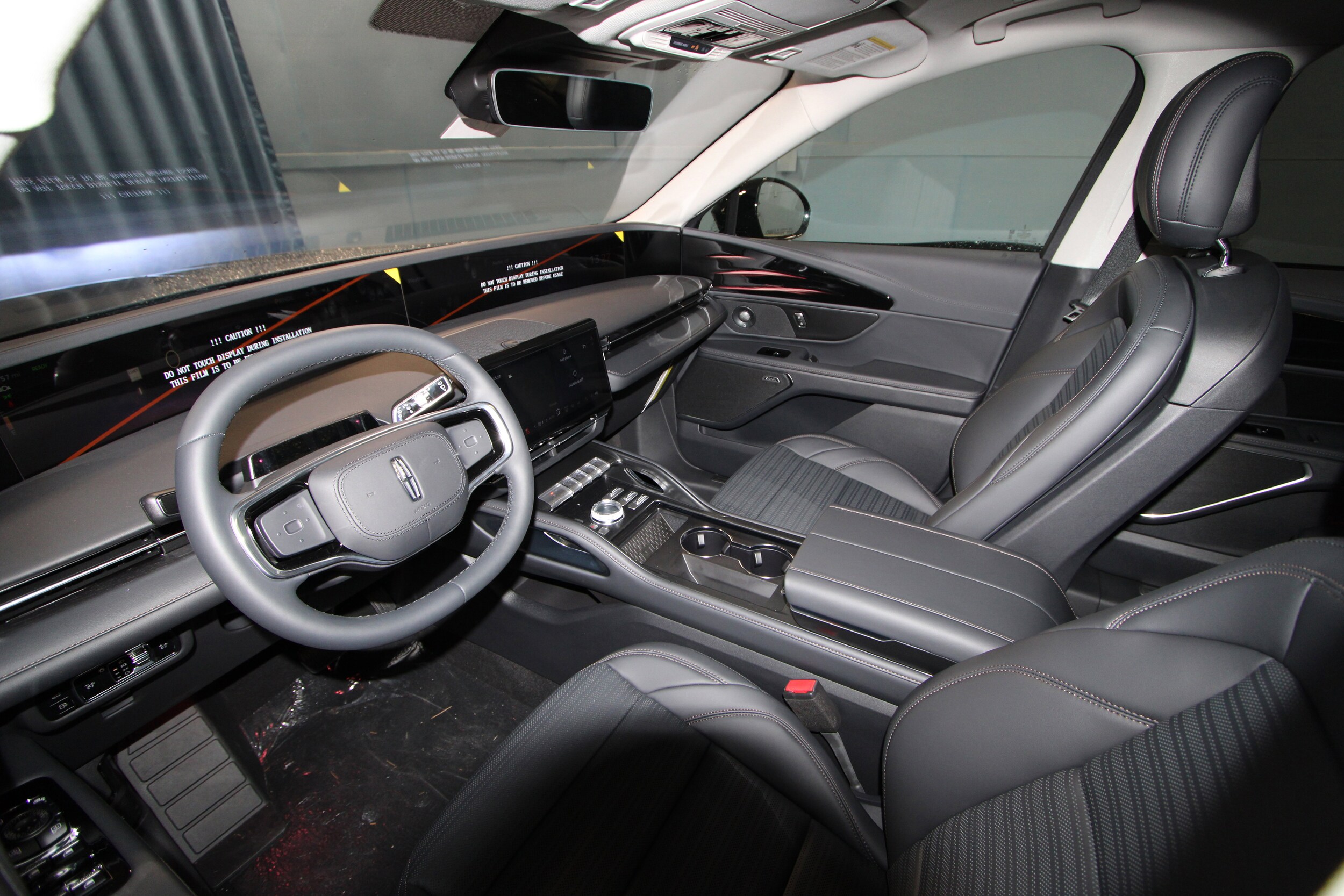 2026 Lincoln Nautilus Reserve photo 3