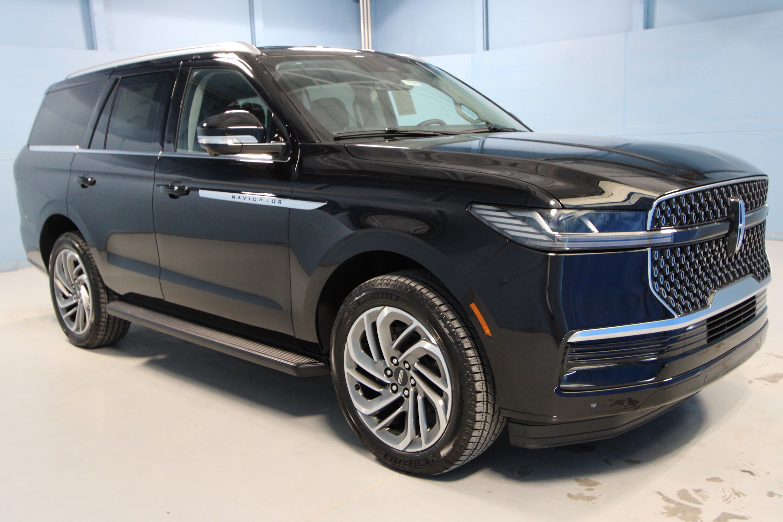 2027 Lincoln Navigator