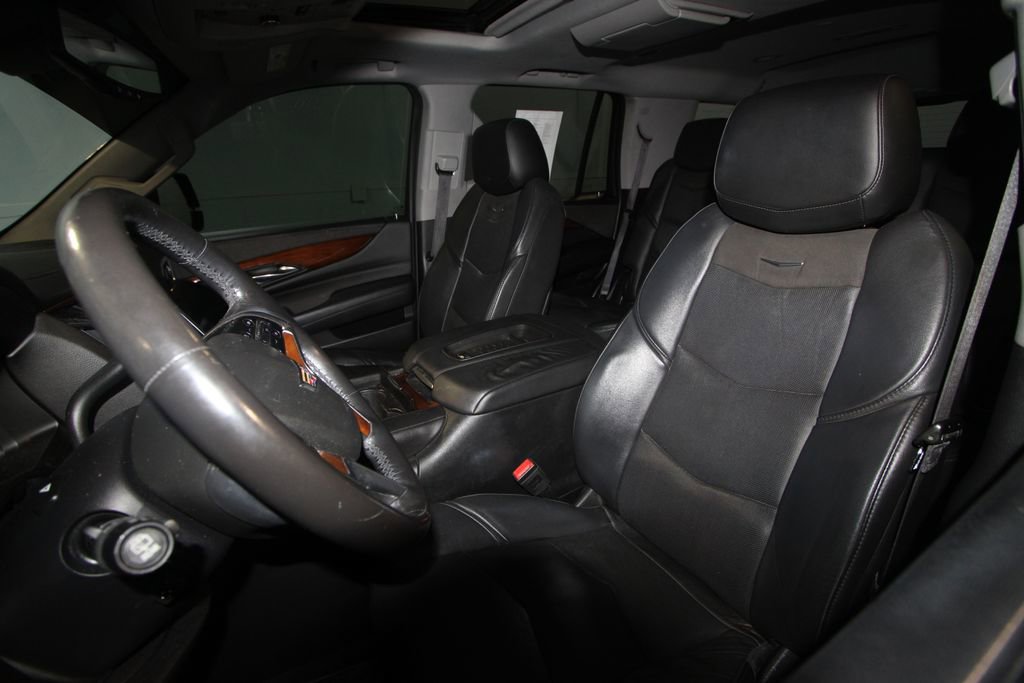 2016 Cadillac Escalade Premium Sport photo 3