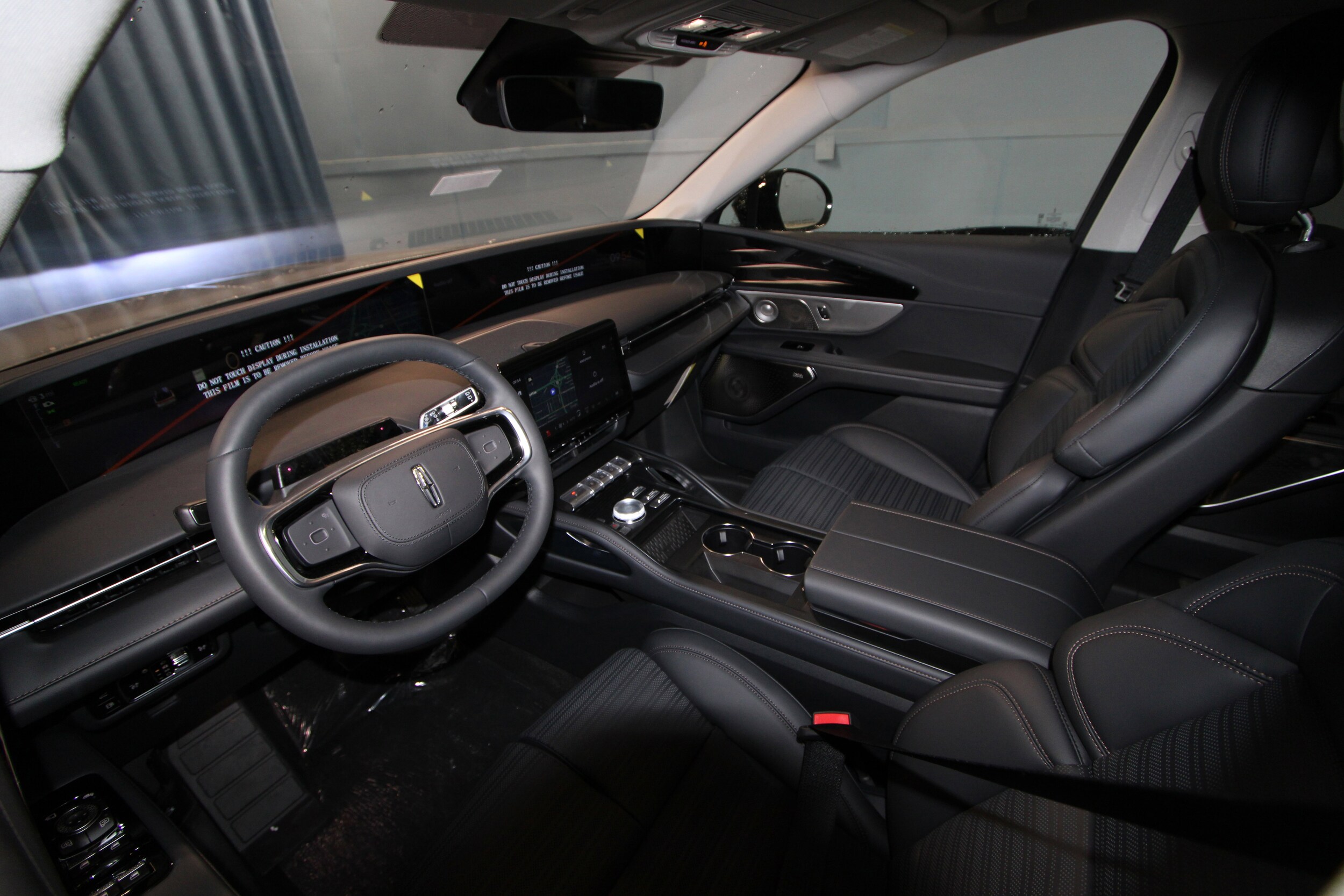 2026 Lincoln Nautilus Reserve photo 3