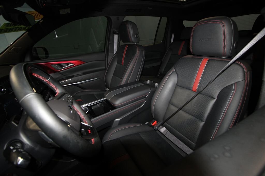 Used 2024 Chevrolet Traverse RS 4D Sport Utility
