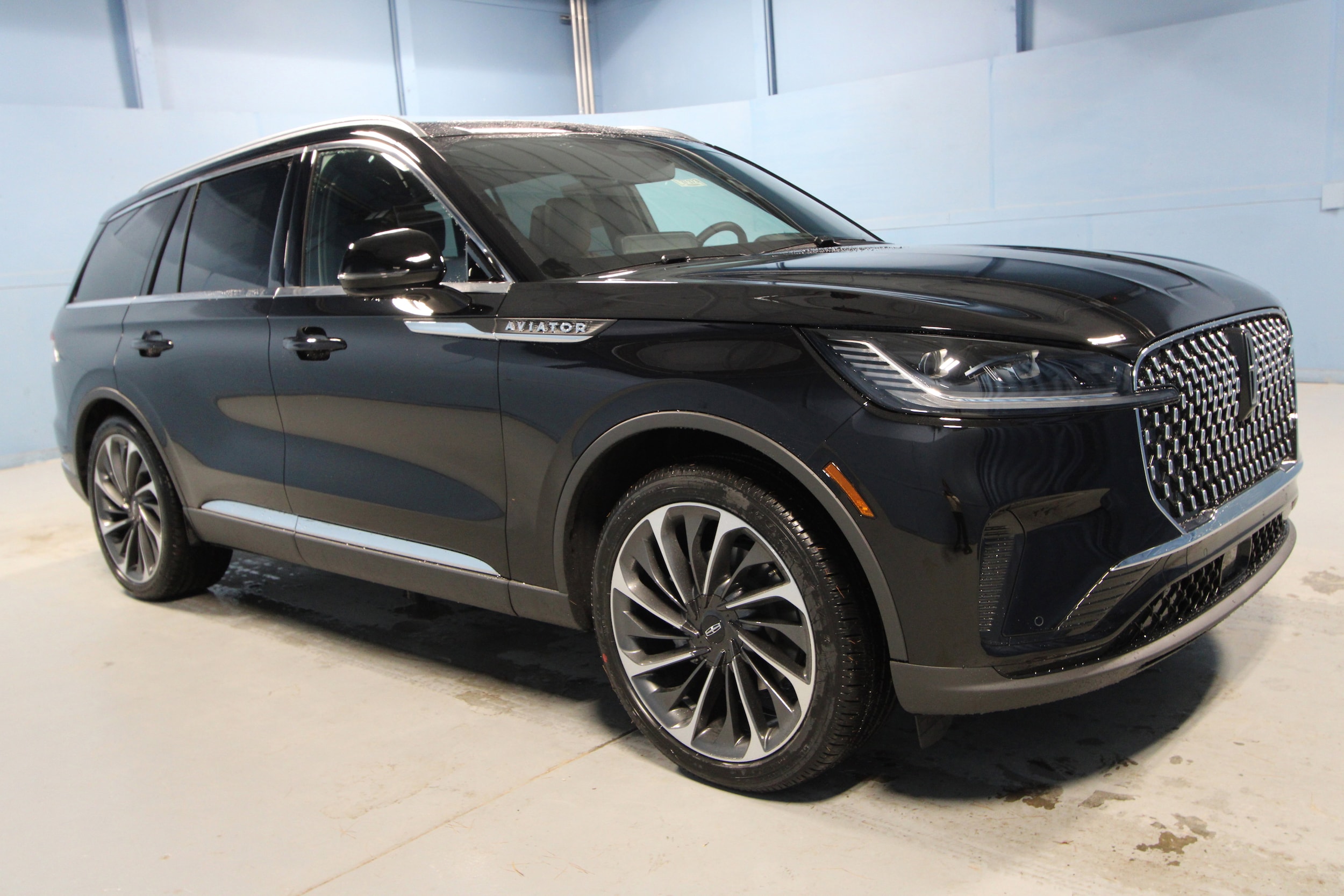 2026 Lincoln Aviator Reserve's photo