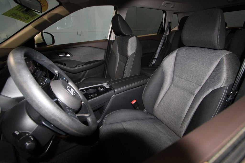 Used 2022 Nissan Rogue SV 4D Sport Utility