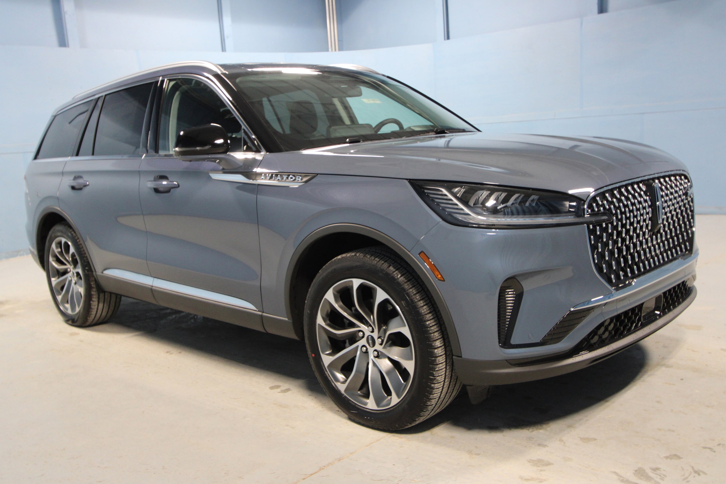 2026 Lincoln Aviator Premiere's photo