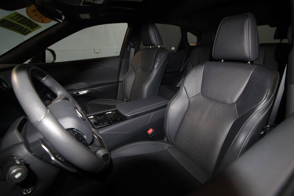 2024 Lexus RX 350 Premium photo 3