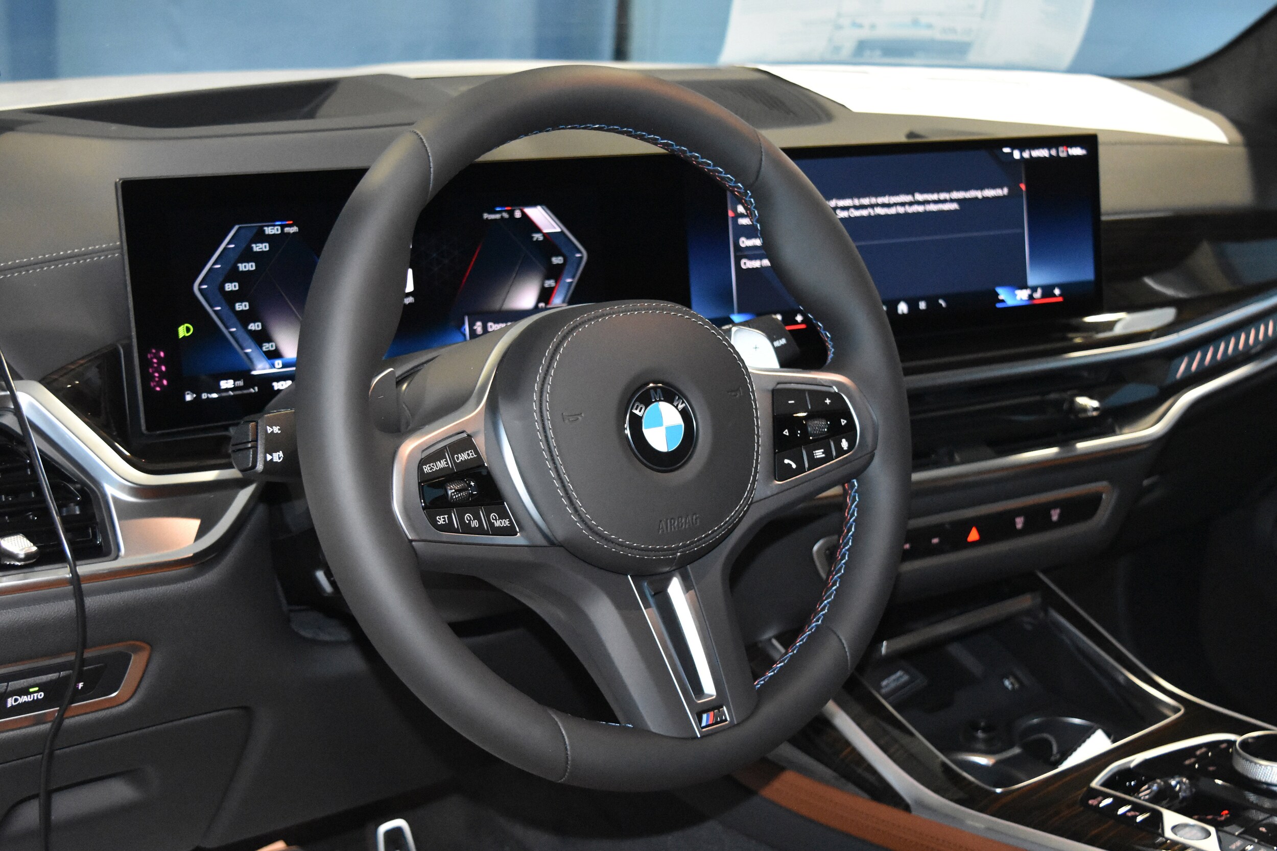 2026 Bmw X7 M60i photo 3