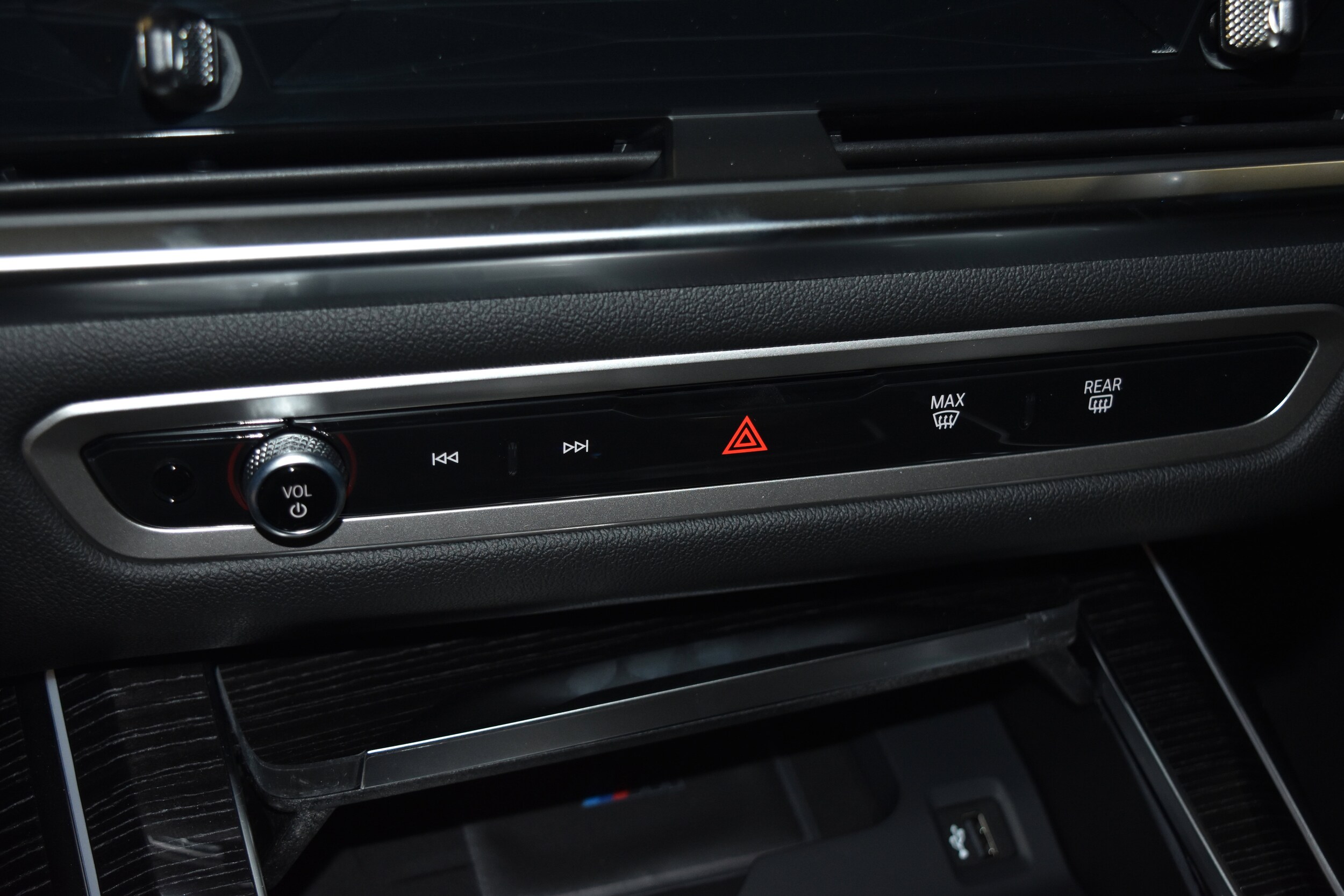 2026 BMW X7 M60i - Photo 12