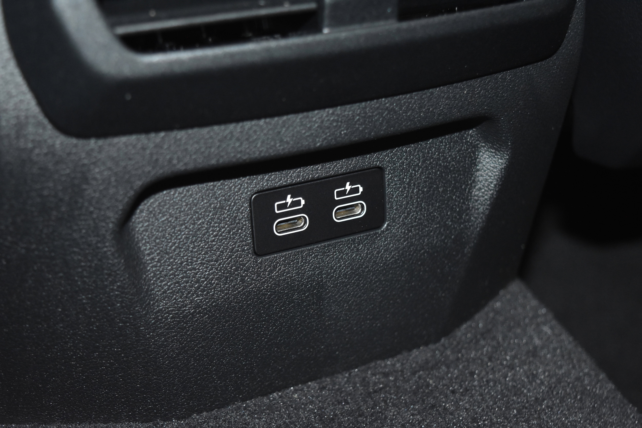 2026 BMW 2 Series 228 - Photo 17
