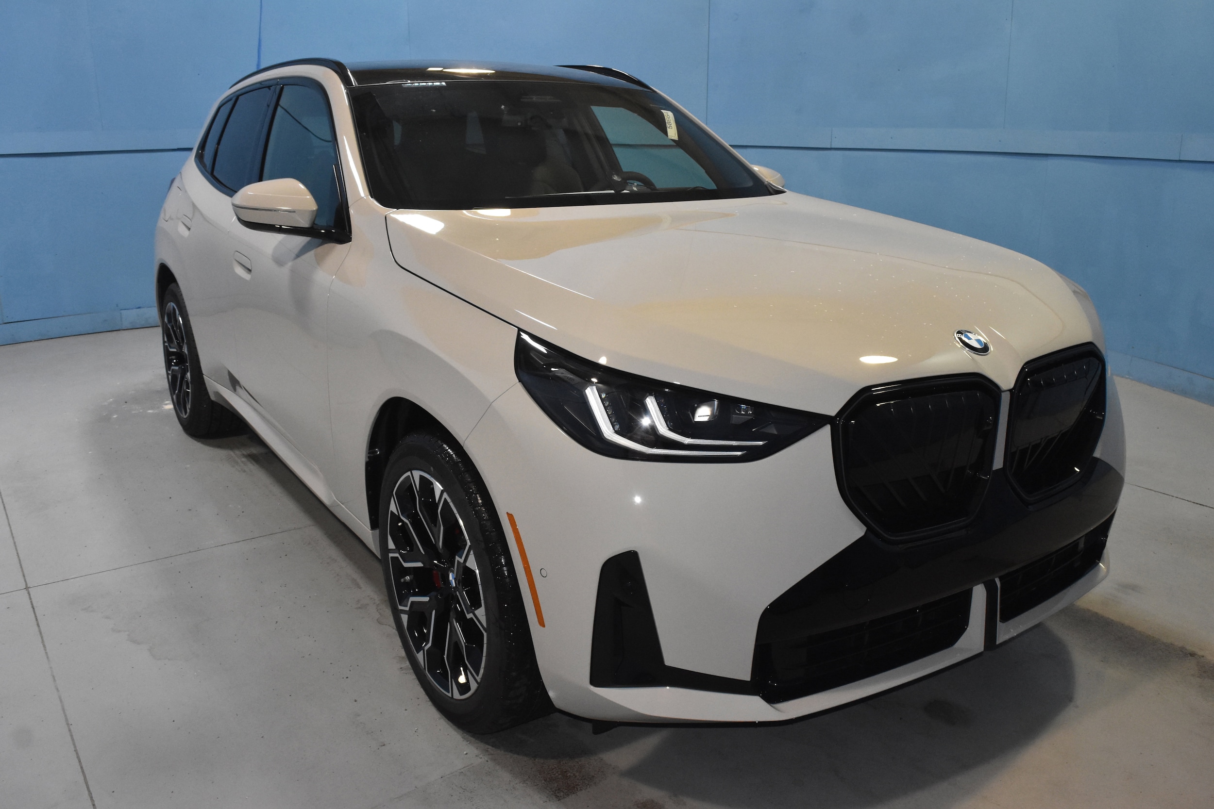 2026 BMW X3 30 XDRIVE's photo