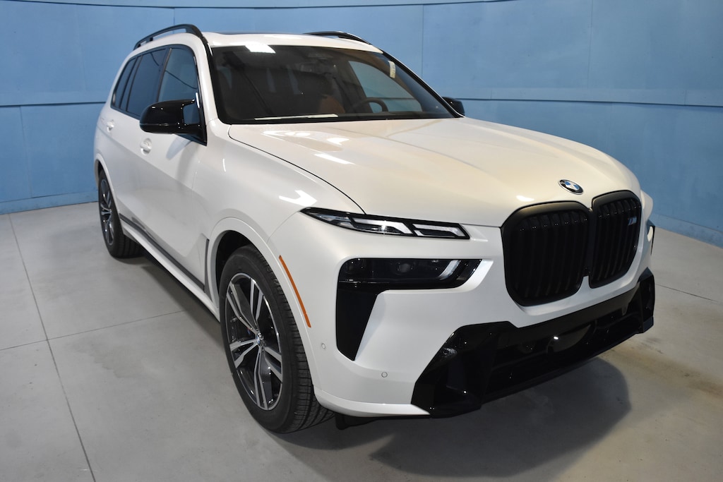 New 2026 BMW X7 M60i SUV