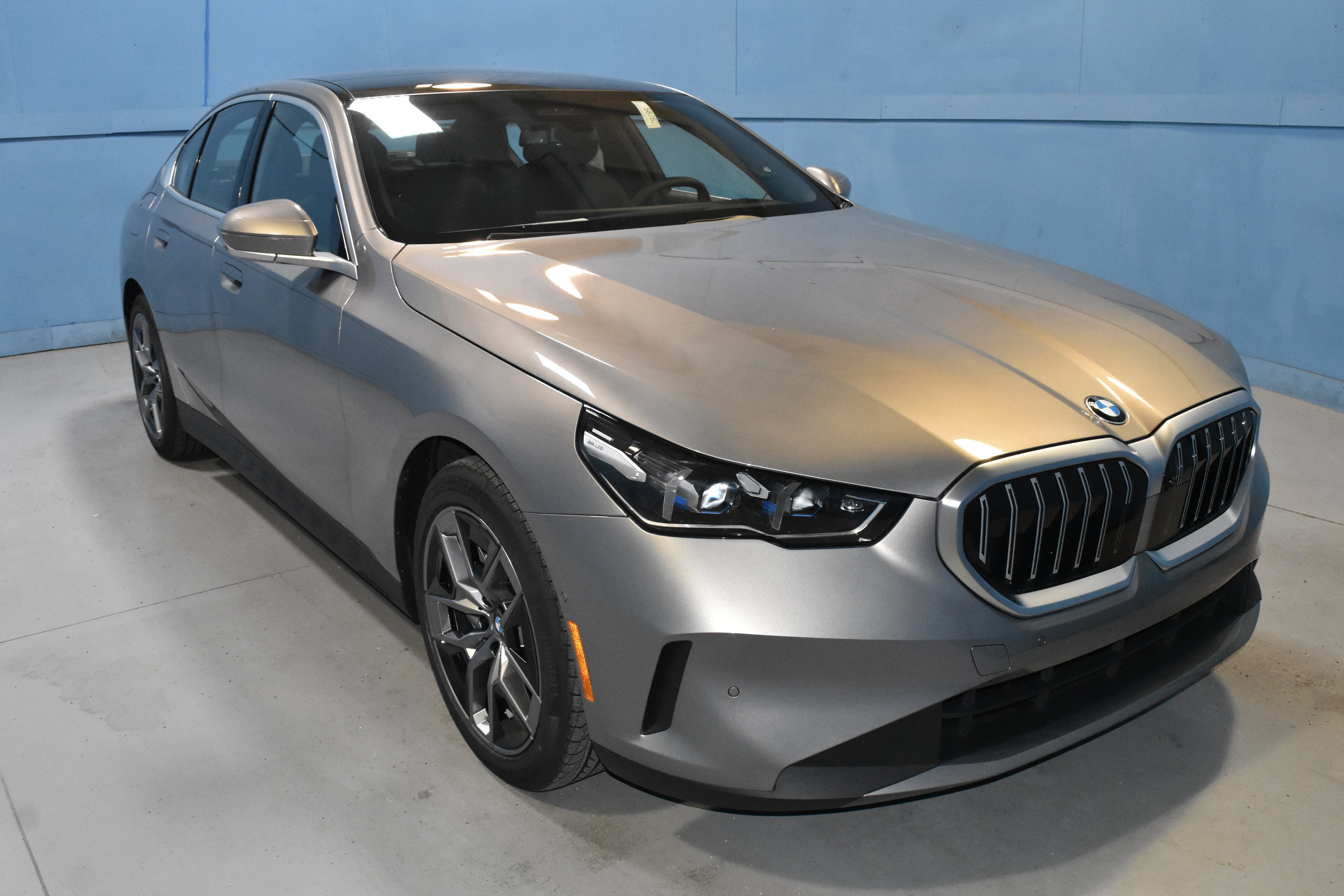 2027 BMW 540i xDrive Sedan