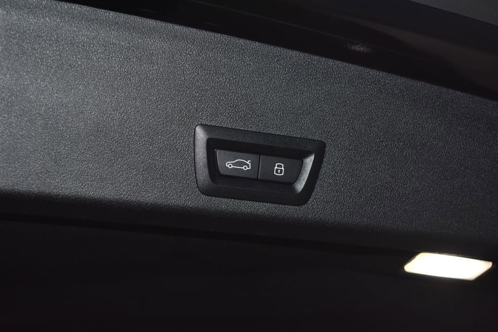 2024 BMW XM Base - Photo 29