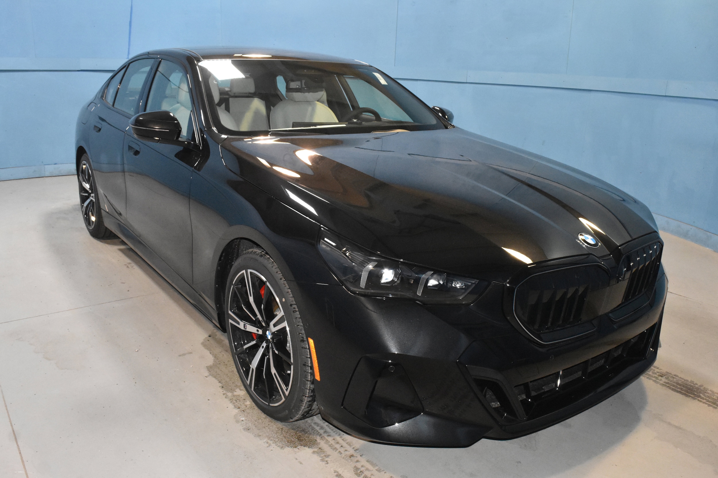 2027 BMW 5 Series 540i xDrive Sedan's photo