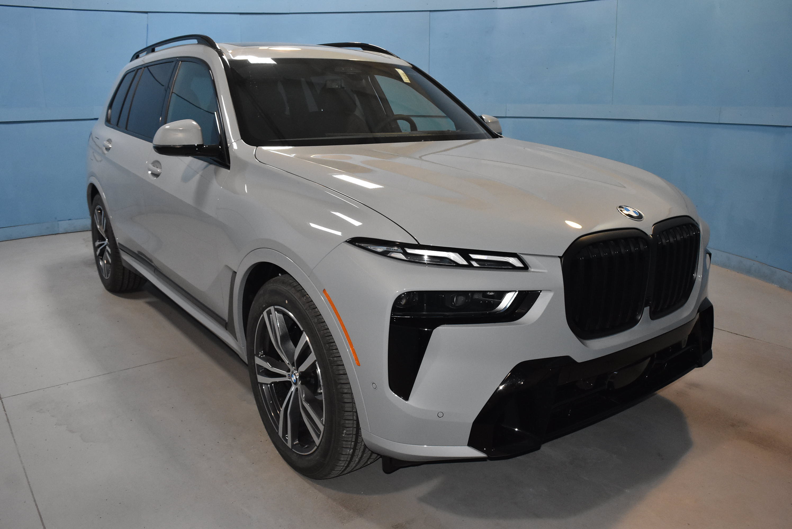 2027 BMW X7 xDrive40i SUV