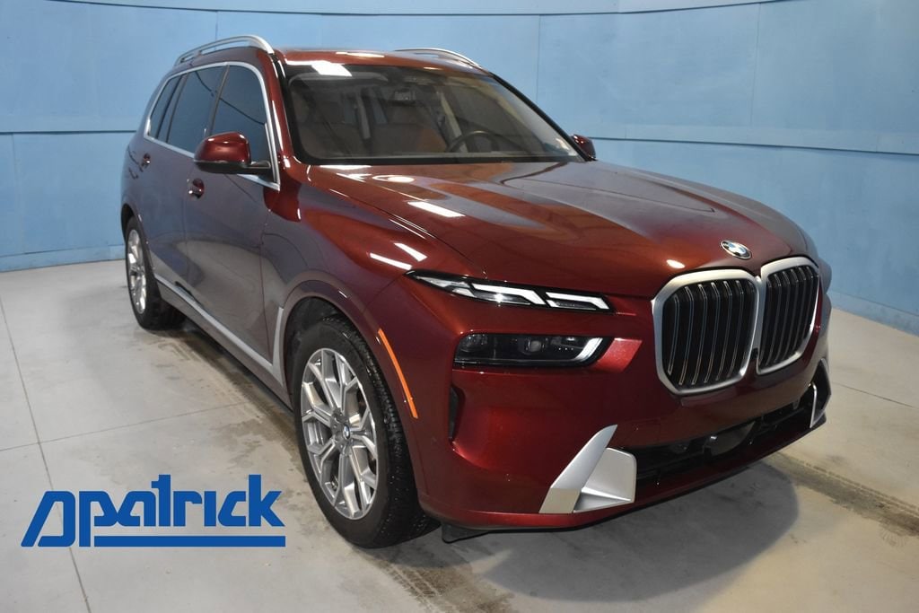 2025 BMW X7 40i's photo