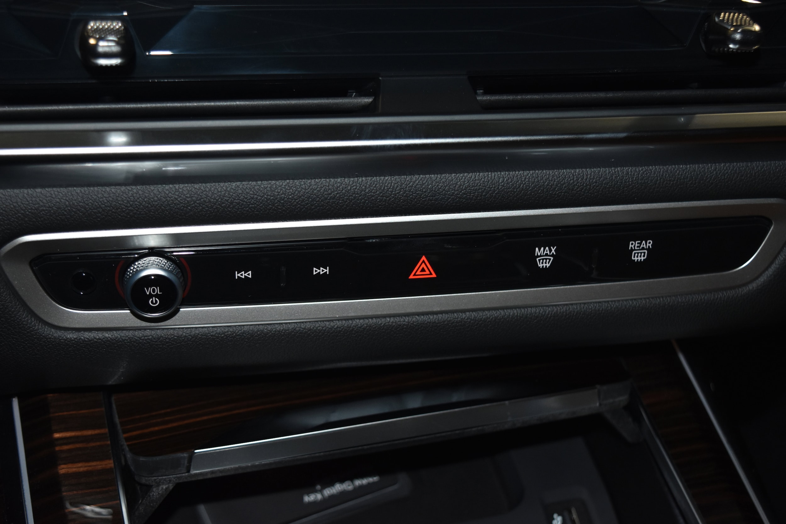 2026 BMW X7 M60i - Photo 12