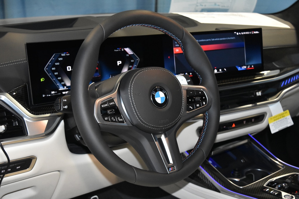 New 2026 BMW X7 M60i SUV