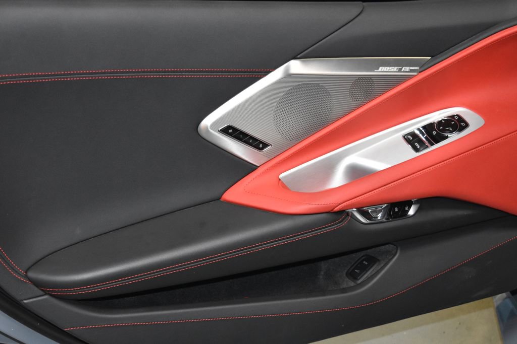 2024 Chevrolet Corvette Stingray 2LT photo 4