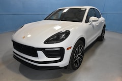 2026 Porsche Macan SUV