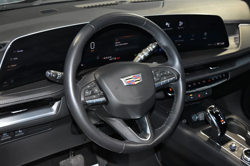 2024 Cadillac XT4 Premium Luxury photo 2